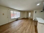 Photo - 3532 Keystone Av Unit 3