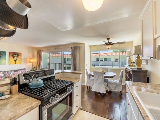 Photo - 1720 Ardmore Ave Unit 227