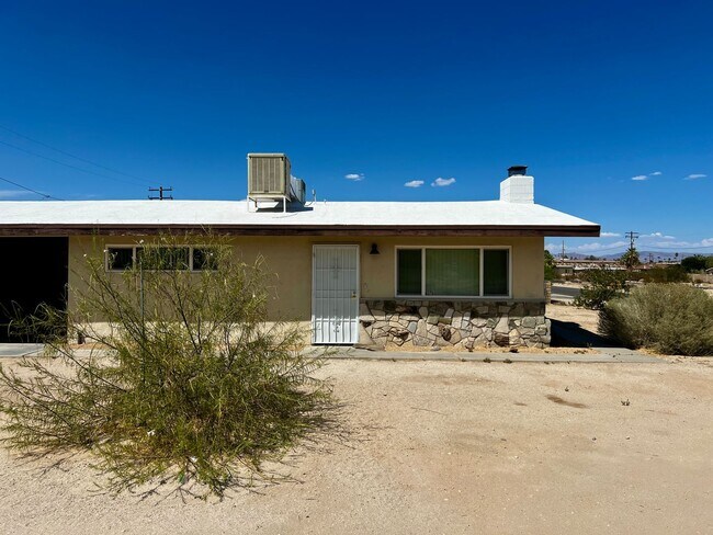 Photo - 6370-6370 Tamarisk Ave Unit 6370