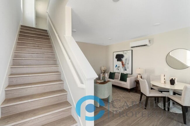 Photo - 1668 Neptune Ave