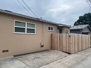 Photo - 6740 Amherst St