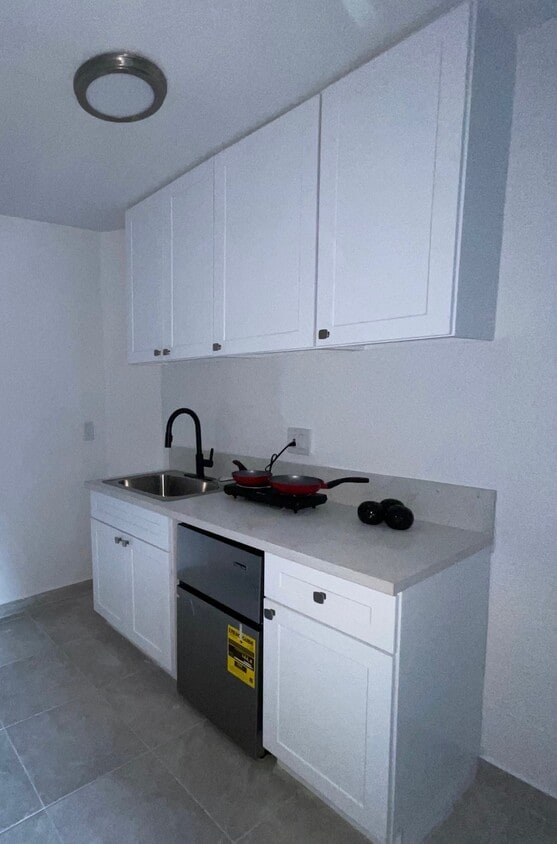 Floor Plan - Bachelor