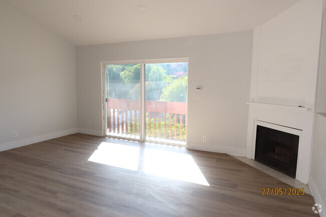 Building Photo - 1064 S Garfield Ave Unit 1064 Rental