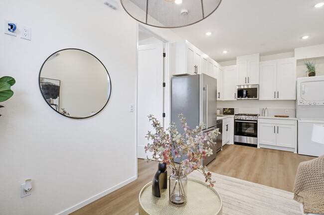Photo - 3042-3044 J St Unit 103