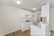 Photo - 14232 Sylvan St Unit 8