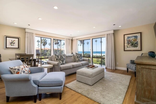 Building Photo - 8263 Camino Del Oro Unit 271