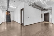Photo - 1645 Vine St