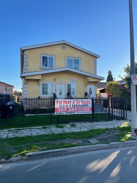 Building Photo - 238 E 73rd St Unit 238