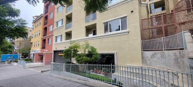 Photo - 1601 India St Unit 302