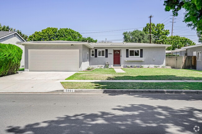 Building Photo - 5981 E Belen St Rental