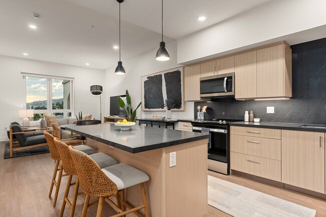 Photo - Silhouette Apartments