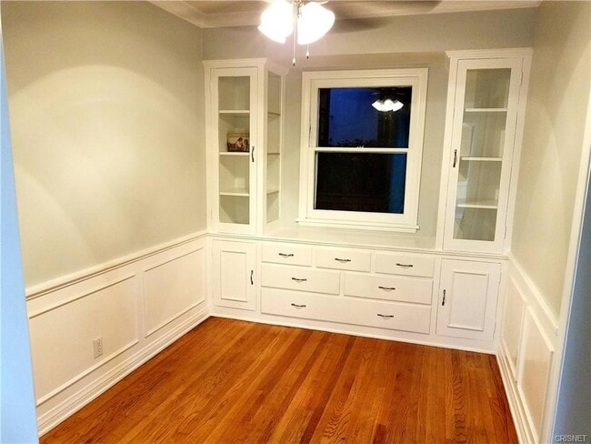 Building Photo - 441 S Doheny Dr Unit 441 1