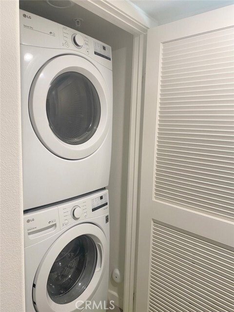 Photo - 11741 Hadley St