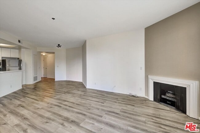 Photo - 10600 Wilshire Blvd Unit 310