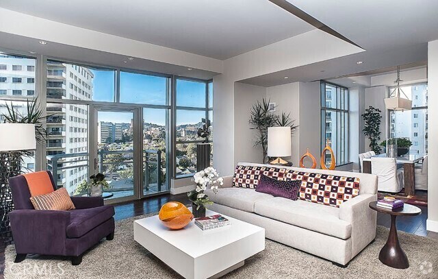 Building Photo - 10776 Wilshire Blvd Unit 801 Rental