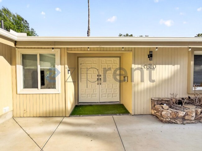 Photo - 20520 Rhoda St