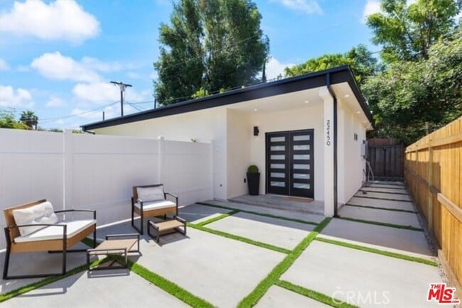 Photo - 22450 Dolorosa St