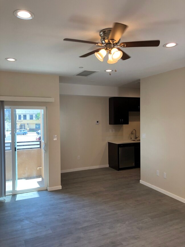 Photo - 120 Ballantyne st Unit Floor Plan 4