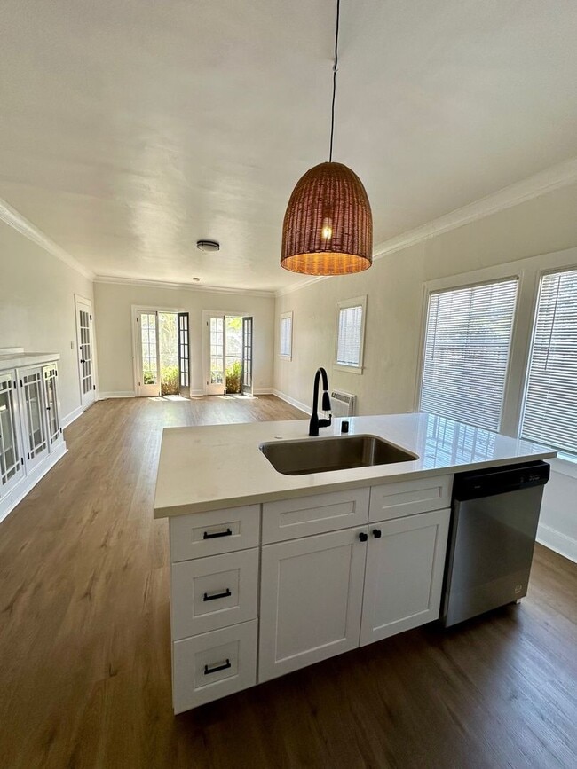 Photo - Nestled in the vibrant heart of Los Angeles, CA. This 2 Bedroom 2 Bath Won't Last Long! Unit 2616 1/2