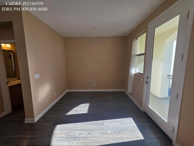 Photo - Bellflower 3 Bedroom Townhouse