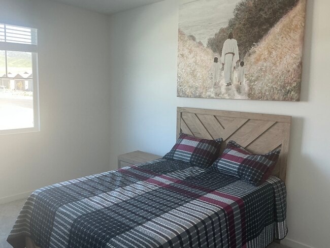 Building Photo - 5090 Dogwood Pl