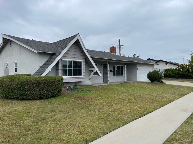 Photo - 3 Bedroom 2 Bath House Westminster, CA !