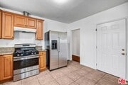 Photo - 5319 1/2 Normandie Avenue House Unit