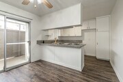 2BR, 1BA - 850SF - Kitchen - Riverglen Apartments