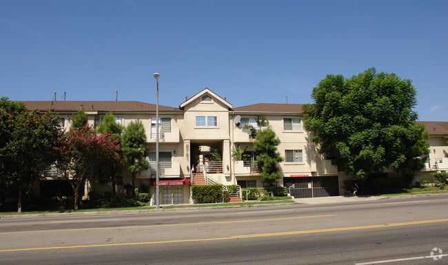 Photo - Nova Townhomes