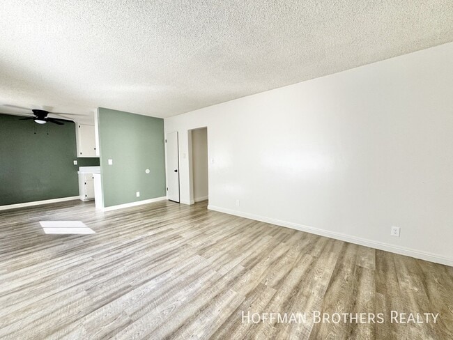 Photo - 6729 Cleon Ave Unit 2