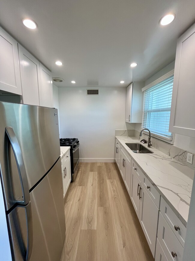 Photo - Stadium Park Apartments