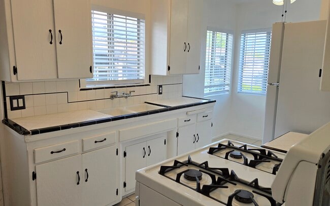 Photo - 3552 Locke Ave Unit 3552 Locke Ave.