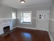 Photo - 3 Bedroom/2 Bathroom Craftsman | Master wi...