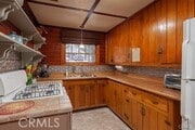Photo - 301 E Barker Blvd