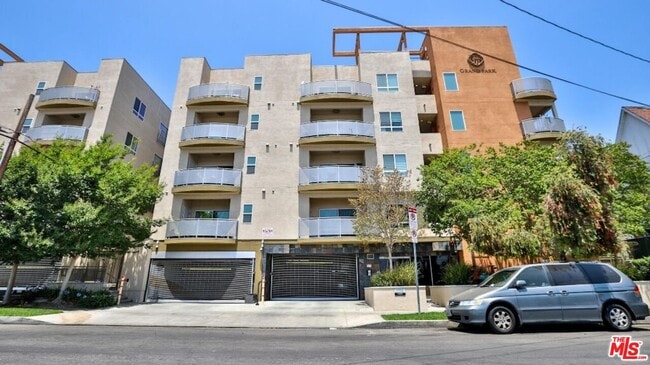 Photo - 2311 W 10th St Condo Unit 204