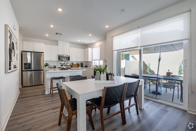 4BR, 3BA - 1,500SF - Kitchen - Sagewind Ranch