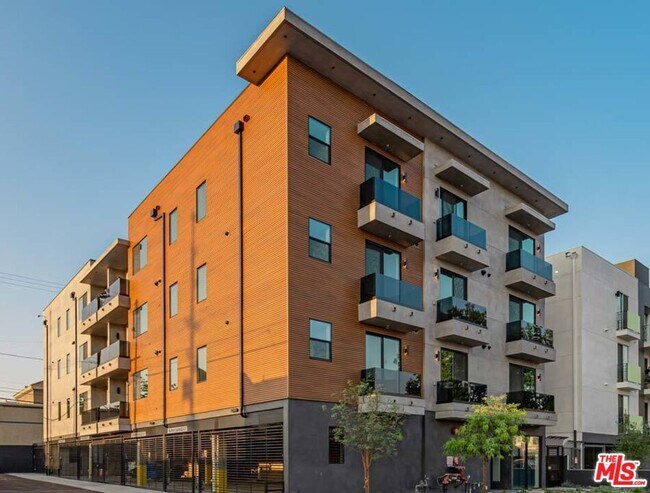 Photo - 10947 Hartsook St Condo Unit PH-03