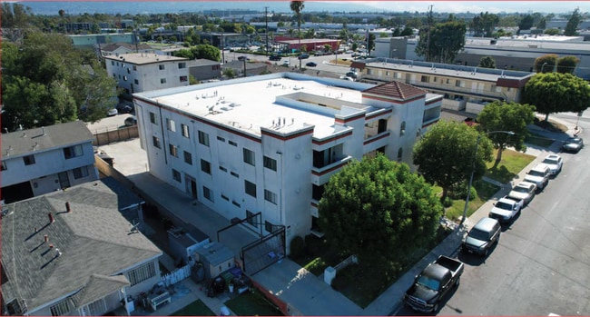 Building - 1652 W 204th St Unit #9