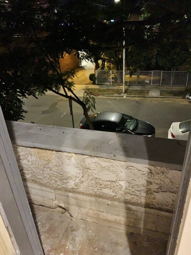 Photo - 1114 Poinsettia Dr Unit 8A