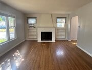 Photo - 11527 Albers St