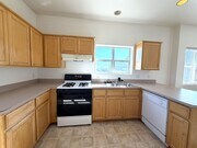 Photo - l31400 Unit D