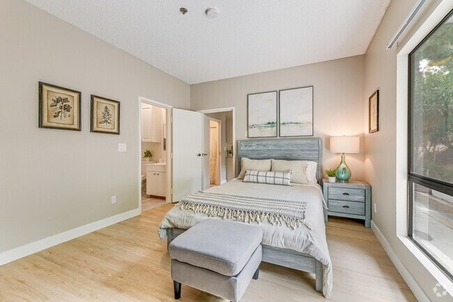 Building Photo - Encinitas Senior Living Rental