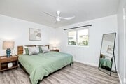 Photo - 160 W Jason St Townhome