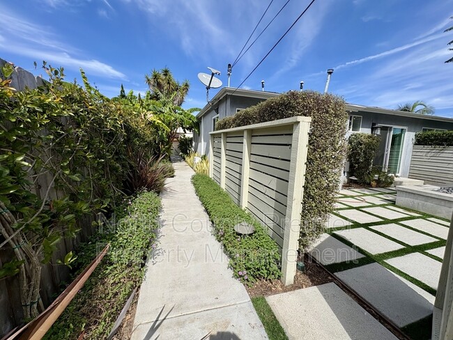 Photo - 2243 Garnet Ave