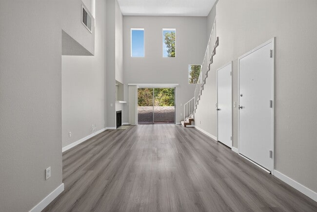 Photo - 10749 Francis Pl Unit 204