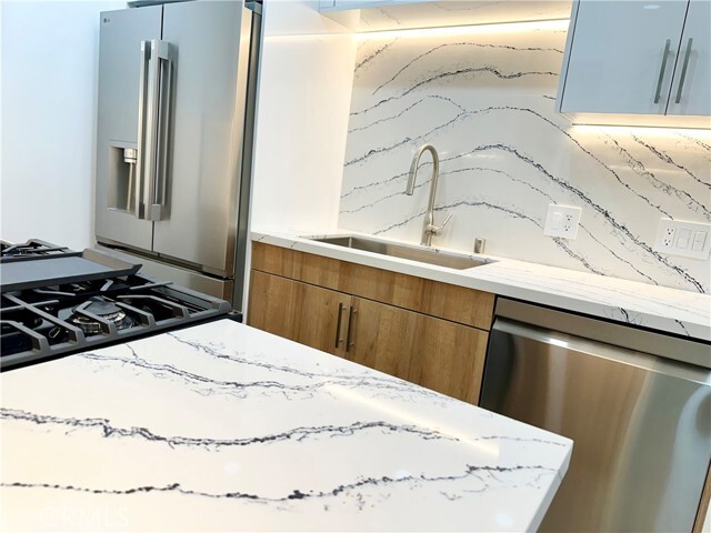 Photo - 301 Ashland Ave Unit 2