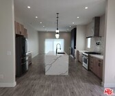 Photo - 422 Almond Ave