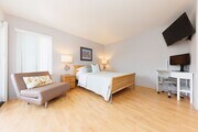 Photo - La Jolla Shores Living - Steps from the Be... Condo