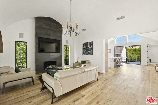 Photo - 8700 Dorrington Ave