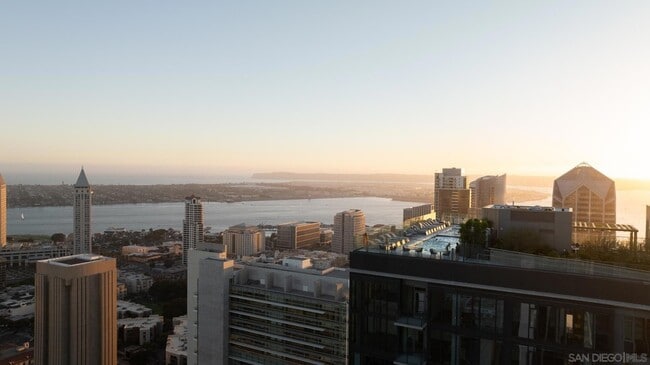 Photo - 1011 Union St Unit 3516